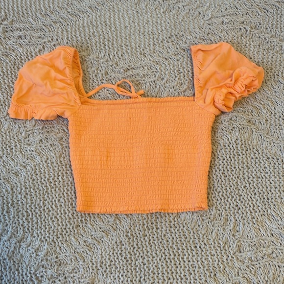 Aritzia Wilfred orange crop top - Picture 2 of 3